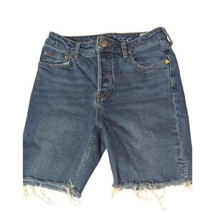 Free People Denim Mom Shorts Size 26 Frayed Hem High Rise‎ Button Fly Blue